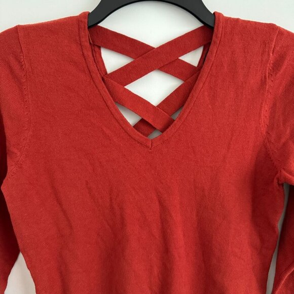 Love Ellie Women Red Criss-Cross Back V-Neck Sweater Size XS - Picture 6 of 7